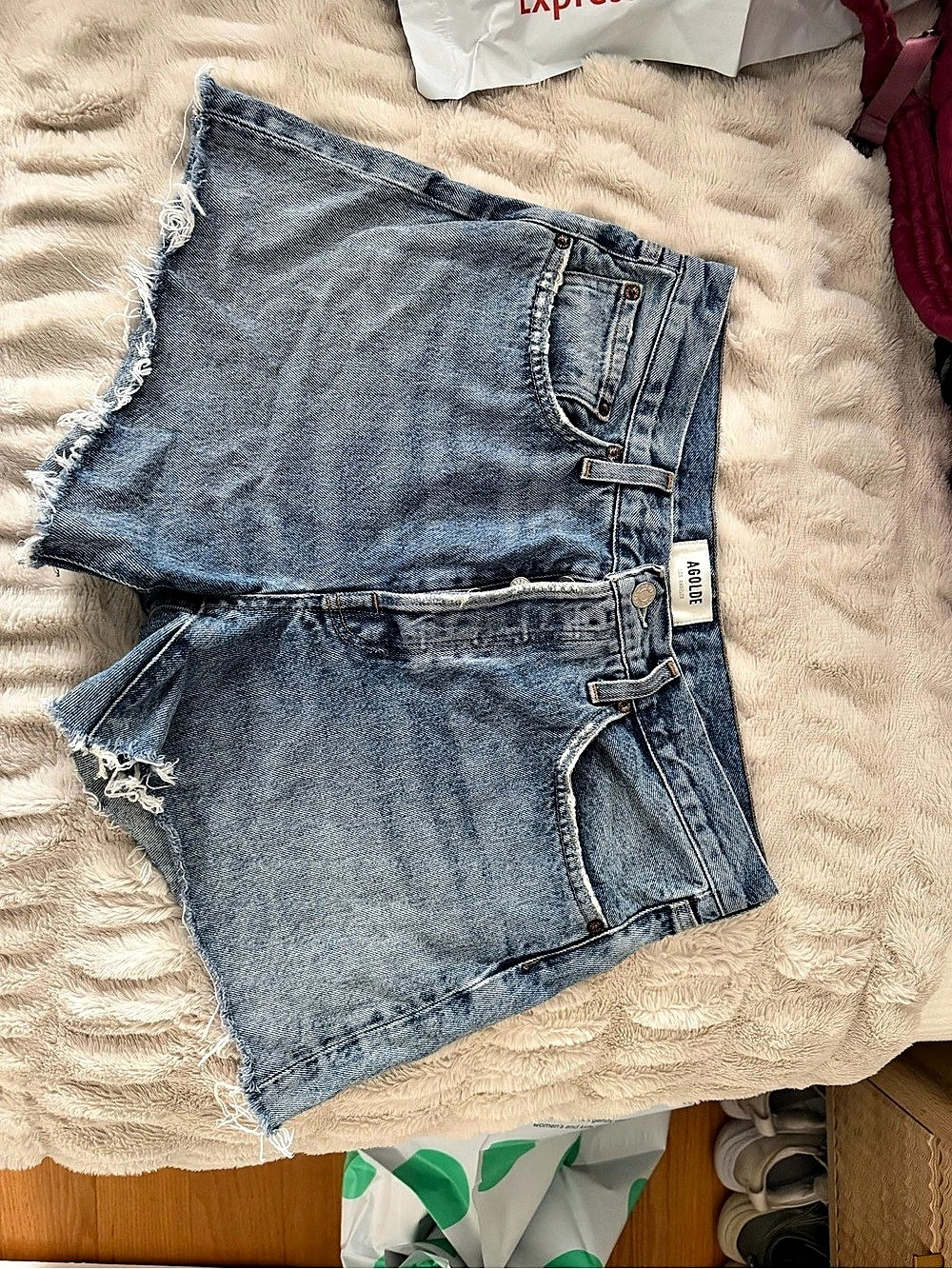 AGOLDE Parker Vintage Cut Off Short Women's Distressed Denim Shorts in Blue